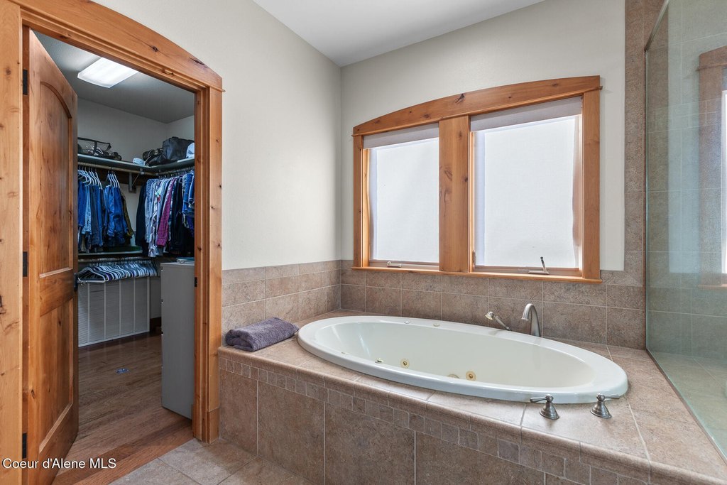 Hayden, Idaho, 83835, United States, 3 Bedrooms Bedrooms, ,3.5 BathroomsBathrooms,Residential,Forsale,1946352