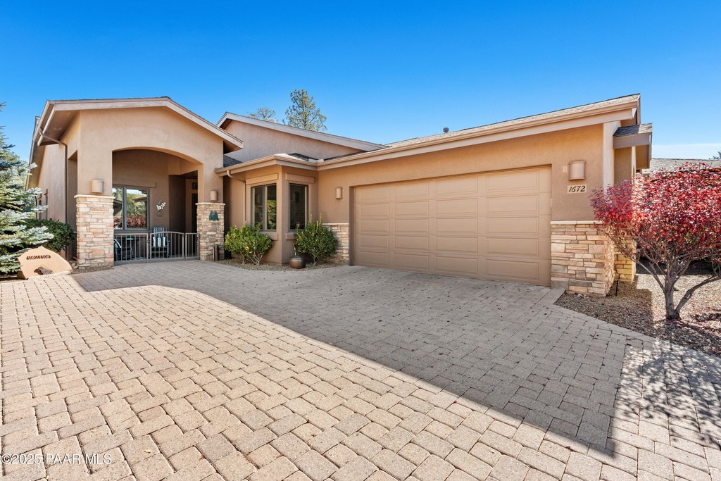 Prescott, Arizona, 86303, United States, 2 Bedrooms Bedrooms, ,2 BathroomsBathrooms,Residential,Forsale,1994053