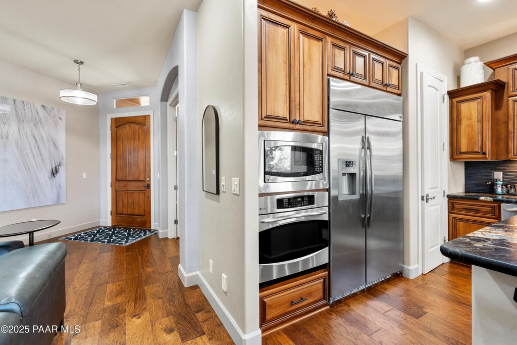 Prescott, Arizona, 86303, United States, 2 Bedrooms Bedrooms, ,2 BathroomsBathrooms,Residential,Forsale,1994053