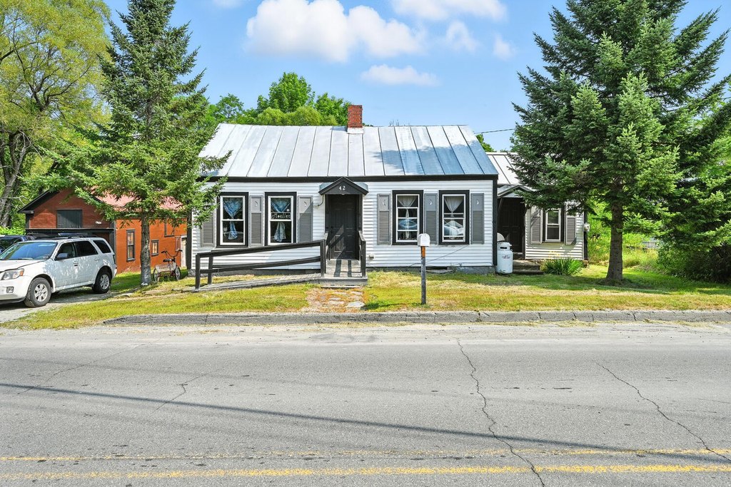 New Portland, Maine, 04961, United States, 13 Bedrooms Bedrooms, ,5.5 BathroomsBathrooms,Residential,Forsale,2010630