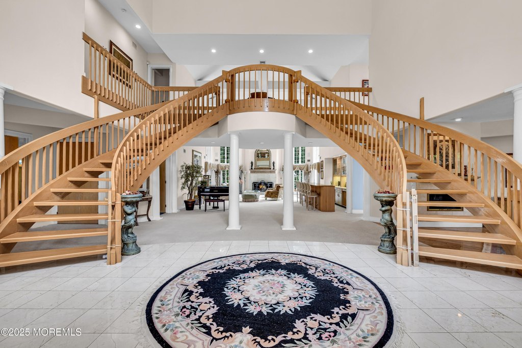 Wall, New Jersey, 07719, United States, 5 Bedrooms Bedrooms, ,5.5 BathroomsBathrooms,Residential,Forsale,1972303