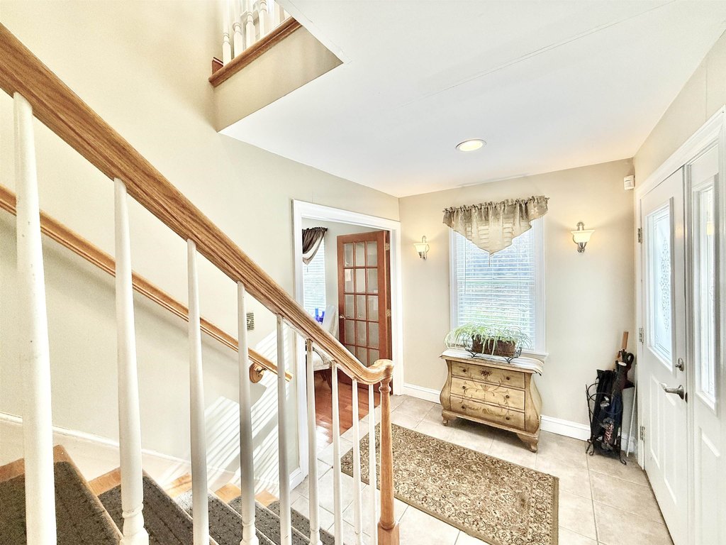 Petersburg, New Jersey, 08270, United States, 4 Bedrooms Bedrooms, ,2.5 BathroomsBathrooms,Residential,Forsale,1994154