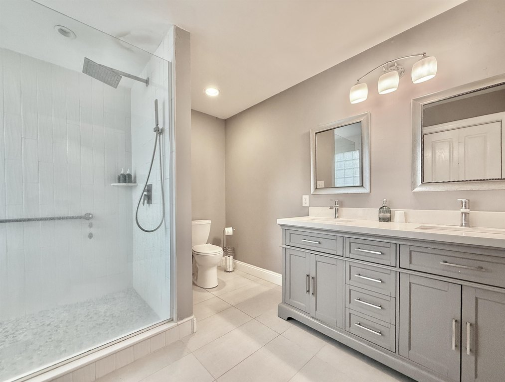 Petersburg, New Jersey, 08270, United States, 4 Bedrooms Bedrooms, ,2.5 BathroomsBathrooms,Residential,Forsale,1994154