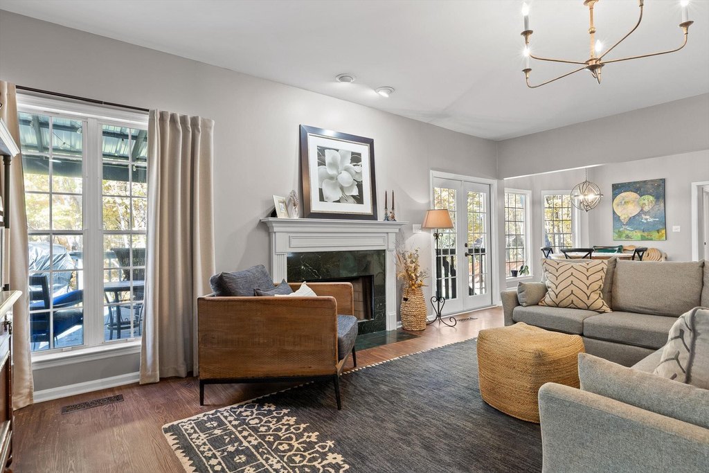 Signal Mountain, Tennessee, 37377, United States, 5 Bedrooms Bedrooms, ,3 BathroomsBathrooms,Residential,Forsale,2004663