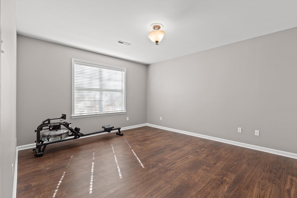 Signal Mountain, Tennessee, 37377, United States, 5 Bedrooms Bedrooms, ,3 BathroomsBathrooms,Residential,Forsale,2004663