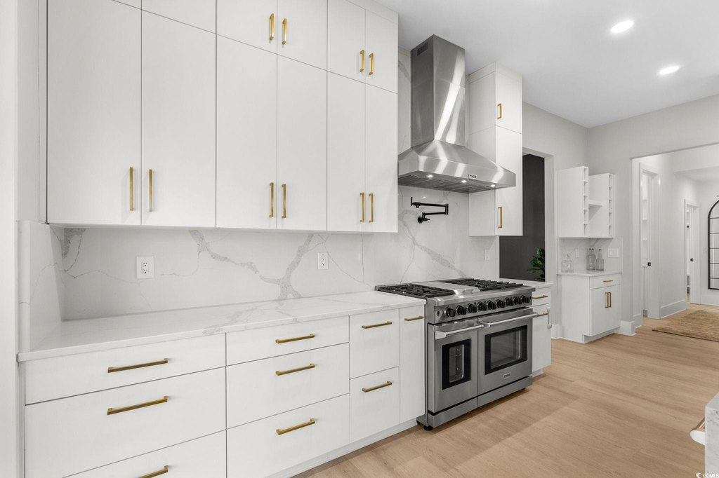 Myrtle Beach, South Carolina, 29577, United States, 5 Bedrooms Bedrooms, ,4.5 BathroomsBathrooms,Residential,Forsale,2008937