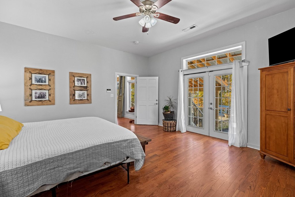 Russellville, Tennessee, 37860, United States, 5 Bedrooms Bedrooms, ,5.5 BathroomsBathrooms,Residential,Forsale,2002622