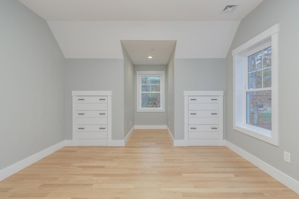 Moultonborough, New Hampshire, 03254, United States, 3 Bedrooms Bedrooms, ,3.5 BathroomsBathrooms,Residential,Forsale,2010628