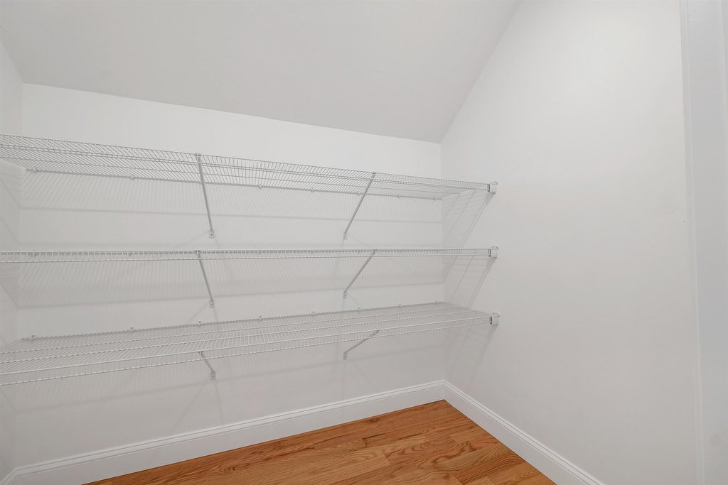 Meredith, New Hampshire, 03253, United States, 4 Bedrooms Bedrooms, ,2.5 BathroomsBathrooms,Residential,Forsale,2002407