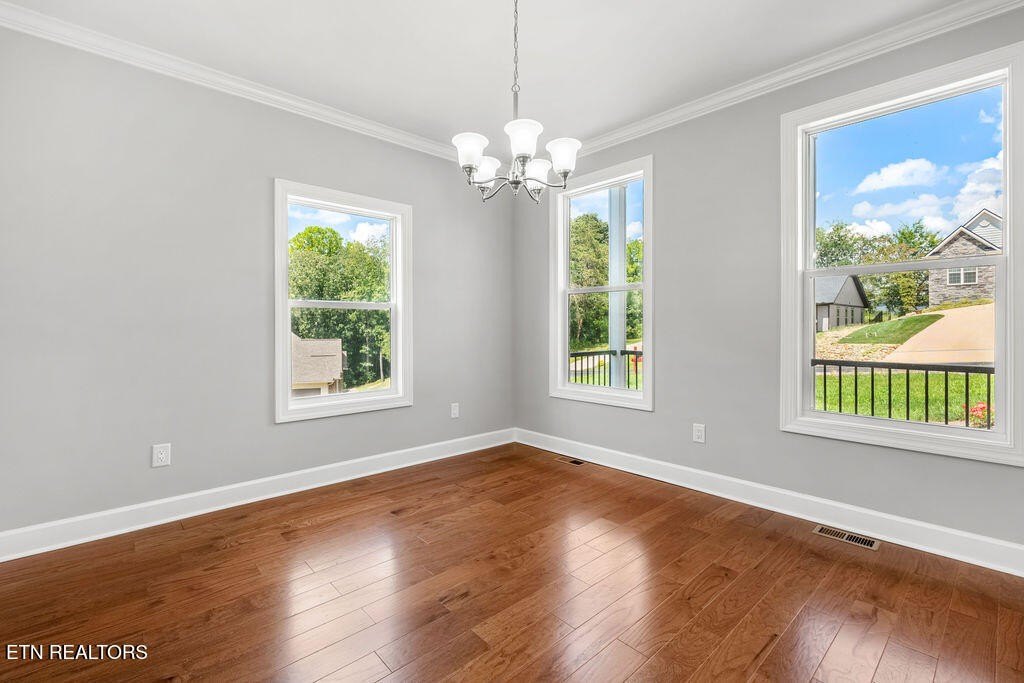 Loudon, Tennessee, 37774, United States, 4 Bedrooms Bedrooms, ,4.5 BathroomsBathrooms,Residential,Forsale,1942458