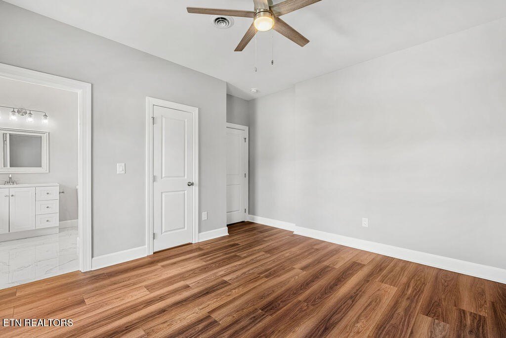 Loudon, Tennessee, 37774, United States, 4 Bedrooms Bedrooms, ,4.5 BathroomsBathrooms,Residential,Forsale,1942458