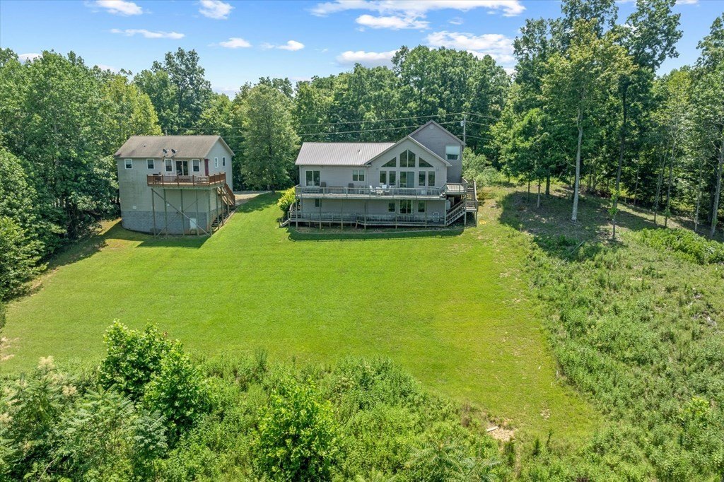 Byrdstown, Tennessee, 38549, United States, 5 Bedrooms Bedrooms, ,4 BathroomsBathrooms,Residential,Forsale,1952666