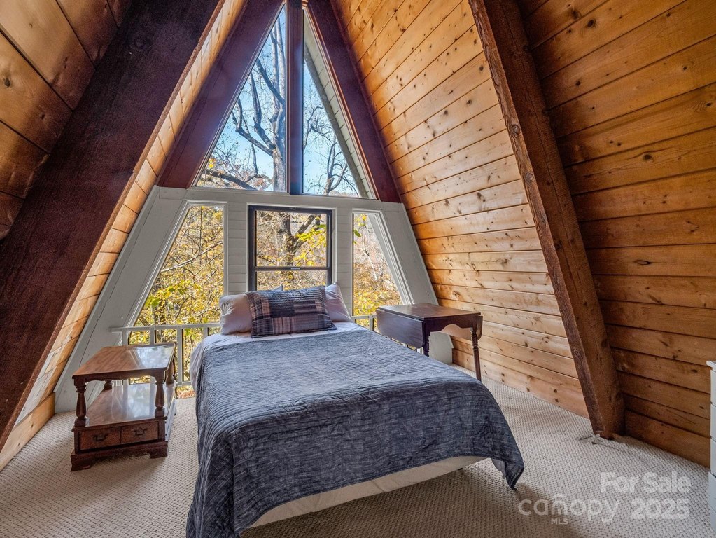 Lake Lure, North Carolina, 28746, United States, 4 Bedrooms Bedrooms, ,3.5 BathroomsBathrooms,Residential,Forsale,2004303