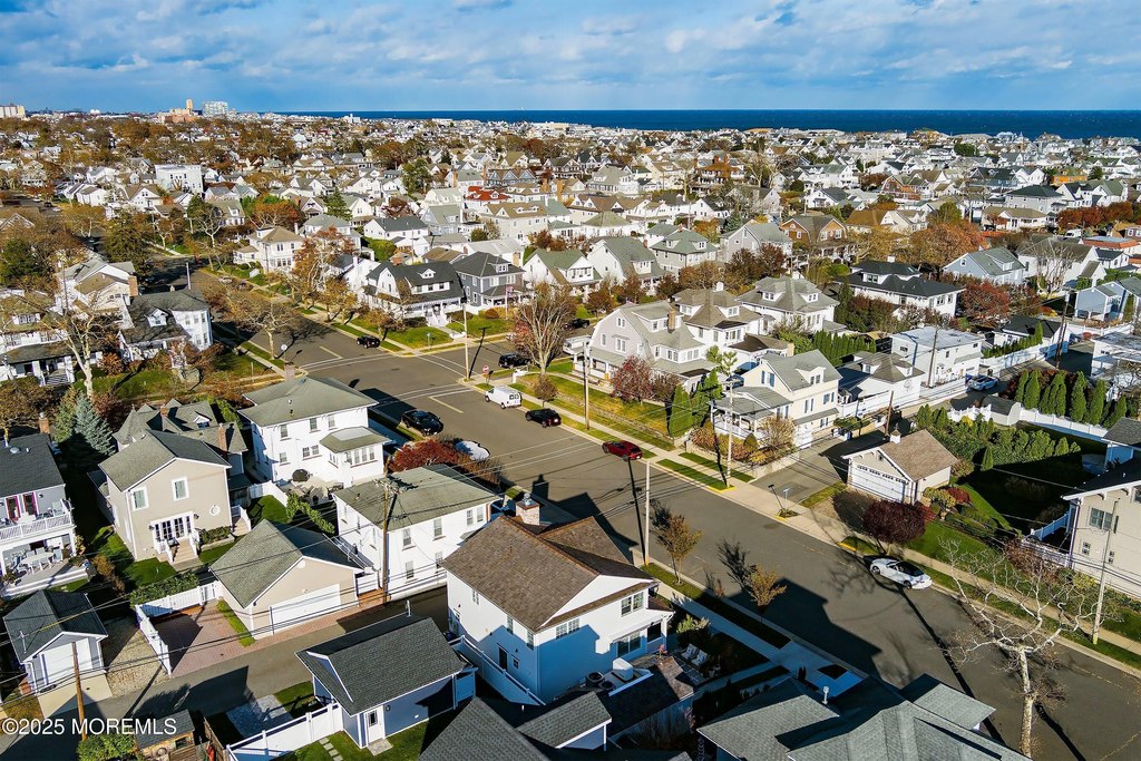 Avon-by-the-sea, New Jersey, 07717, United States, 3 Bedrooms Bedrooms, ,2.5 BathroomsBathrooms,Residential,Forsale,2004833