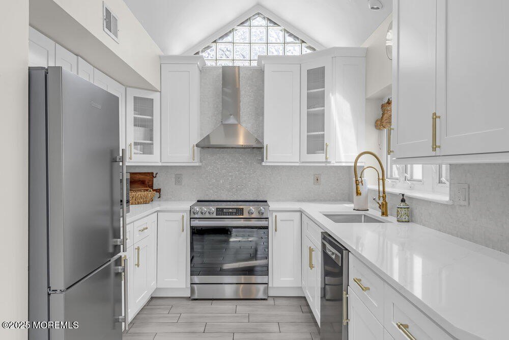 Point Pleasant Beach, New Jersey, 08742, United States, 5 Bedrooms Bedrooms, ,3 BathroomsBathrooms,Residential,Forsale,2003969