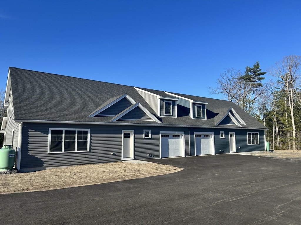 Wells, Maine, 04090, United States, 2 Bedrooms Bedrooms, ,2.5 BathroomsBathrooms,Residential,Forsale,2004710