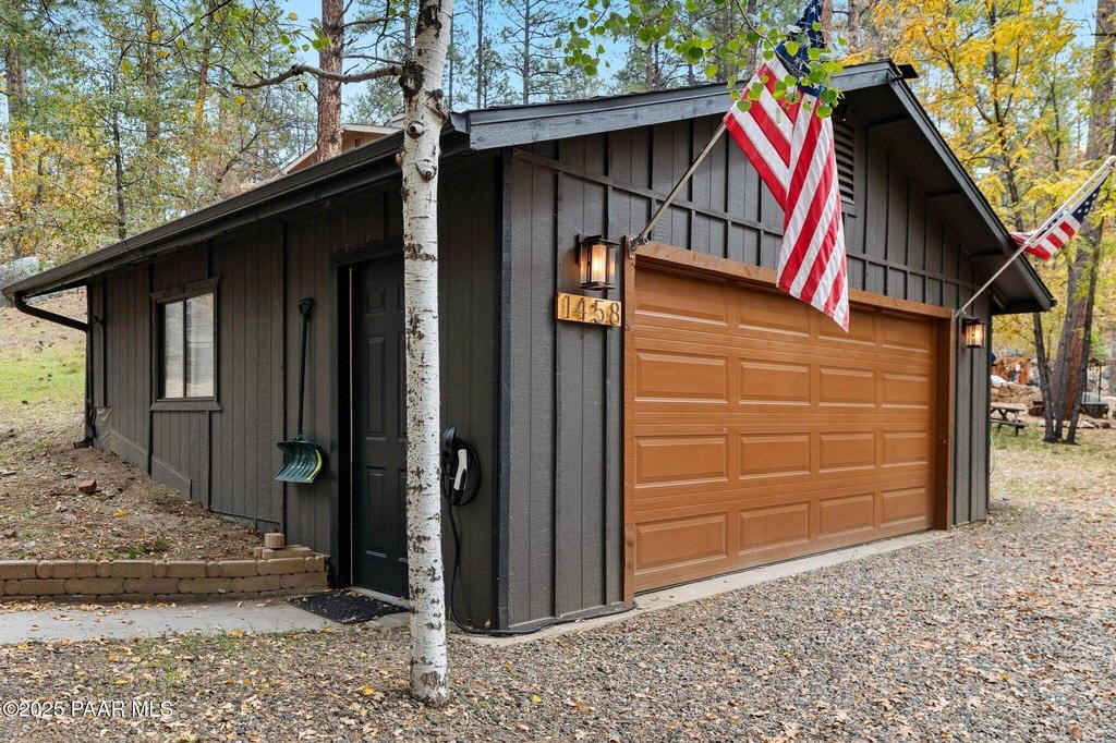 Prescott, Arizona, 86303, United States, 4 Bedrooms Bedrooms, ,3 BathroomsBathrooms,Residential,Forsale,1994048