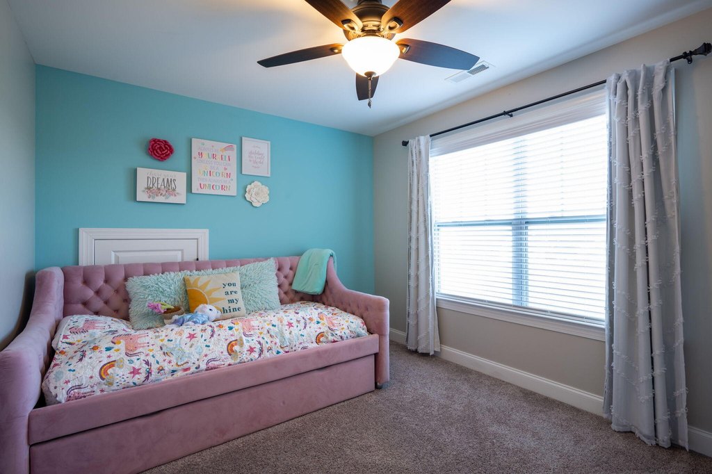 Harrison, Tennessee, 37341, United States, 4 Bedrooms Bedrooms, ,2.5 BathroomsBathrooms,Residential,Forsale,2004674