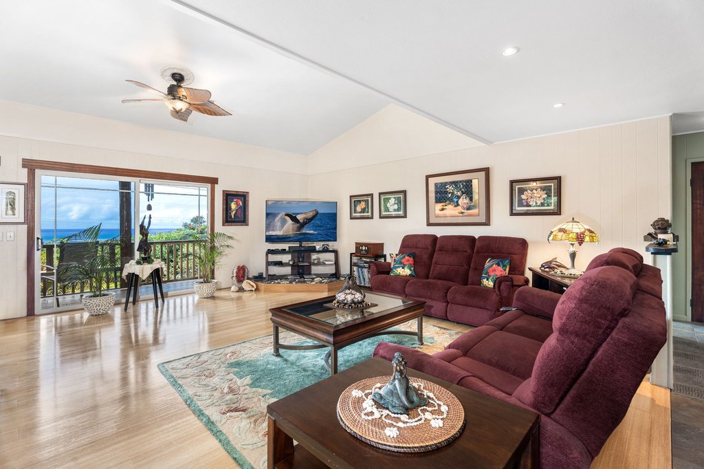 Kailua-Kona, Hawaii, 96740, United States, 4 Bedrooms Bedrooms, ,3 BathroomsBathrooms,Residential,Forsale,2004394