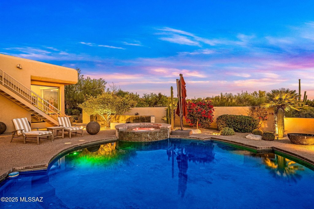 Tucson, Arizona, 85718, United States, 5 Bedrooms Bedrooms, ,5.5 BathroomsBathrooms,Residential,Forsale,2004423