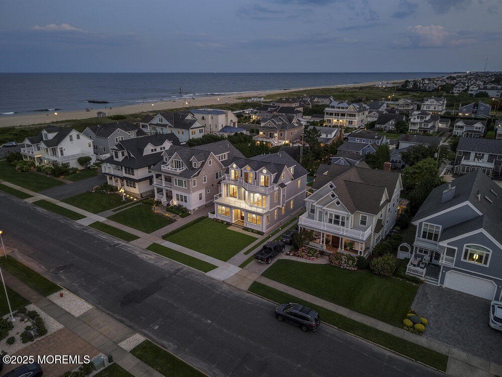 Spring Lake, New Jersey, 07762, United States, 6 Bedrooms Bedrooms, ,7 BathroomsBathrooms,Residential,Forsale,2001418