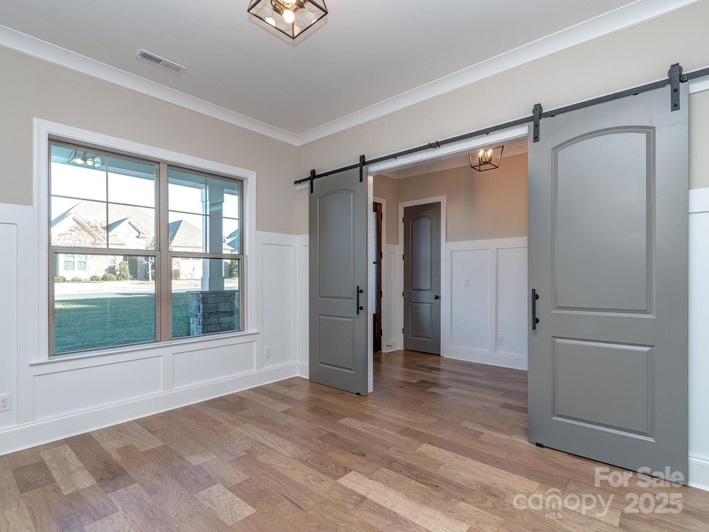 Tega Cay, South Carolina, 29708, United States, 5 Bedrooms Bedrooms, ,4.5 BathroomsBathrooms,Residential,Forsale,2007725