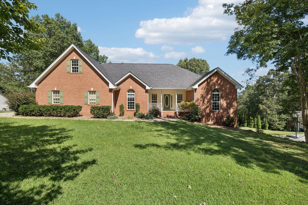 Harrison, Tennessee, 37341, United States, 4 Bedrooms Bedrooms, ,3.5 BathroomsBathrooms,Residential,Forsale,2004686