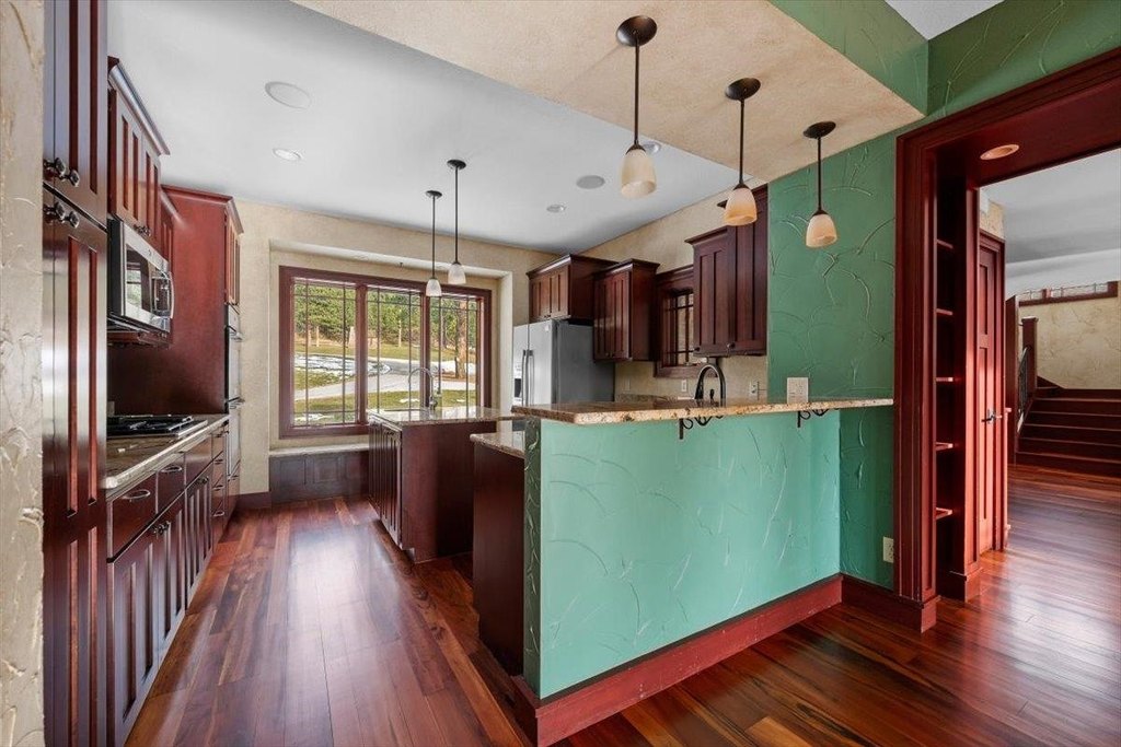 Lead, South Dakota, 57754, United States, 4 Bedrooms Bedrooms, ,3.5 BathroomsBathrooms,Residential,Forsale,2004330