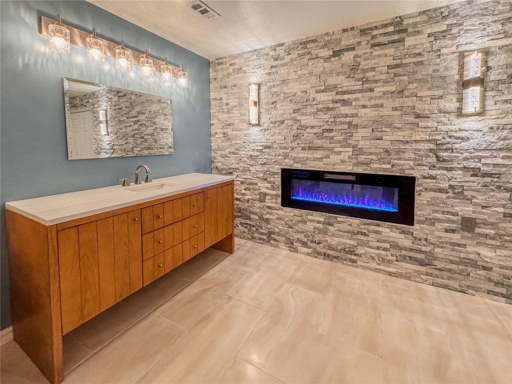 WILLISTON, Florida, 32696, United States, 3 Bedrooms Bedrooms, ,2 BathroomsBathrooms,Residential,Forsale,1994003