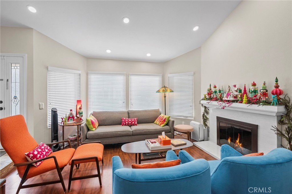 Lake Forest, California, 92630, United States, 3 Bedrooms Bedrooms, ,2.5 BathroomsBathrooms,Residential,Forsale,2009209