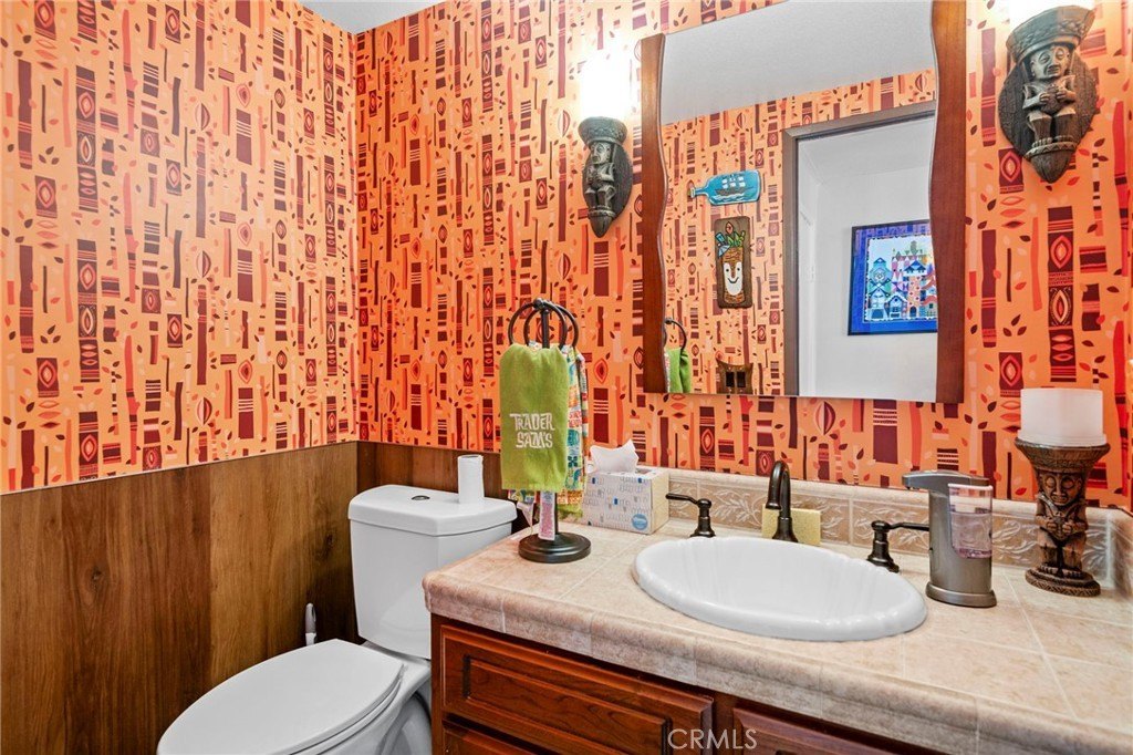 Lake Forest, California, 92630, United States, 3 Bedrooms Bedrooms, ,2.5 BathroomsBathrooms,Residential,Forsale,2009209