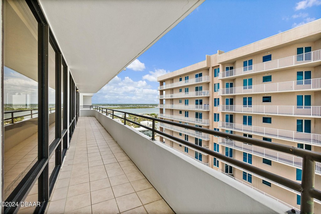 Daytona Beach Shores, Florida, 32118, United States, 2 Bedrooms Bedrooms, ,2 BathroomsBathrooms,Residential,Forsale,1990065