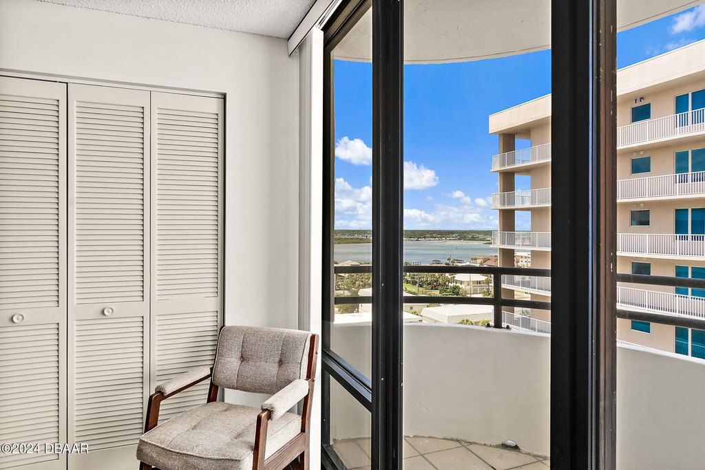 Daytona Beach Shores, Florida, 32118, United States, 2 Bedrooms Bedrooms, ,2 BathroomsBathrooms,Residential,Forsale,1990065