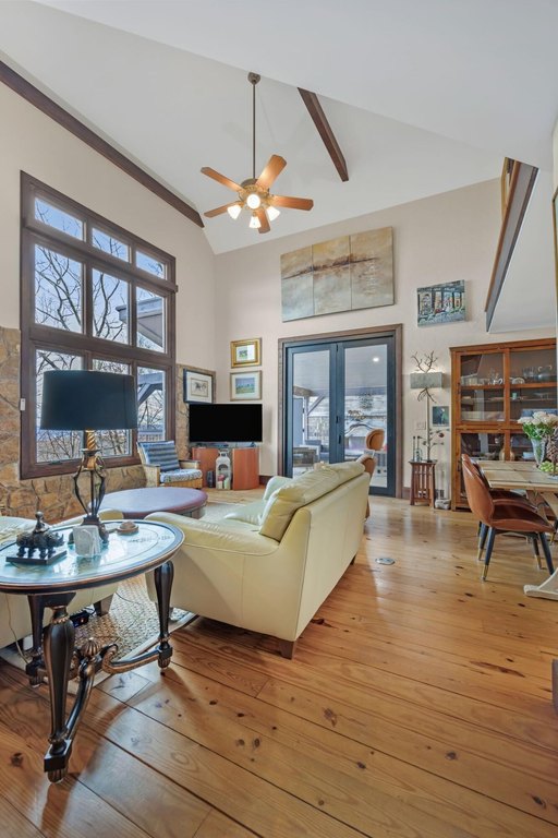 Rising Fawn, Georgia, 30738, United States, 2 Bedrooms Bedrooms, ,2 BathroomsBathrooms,Residential,Forsale,2004662