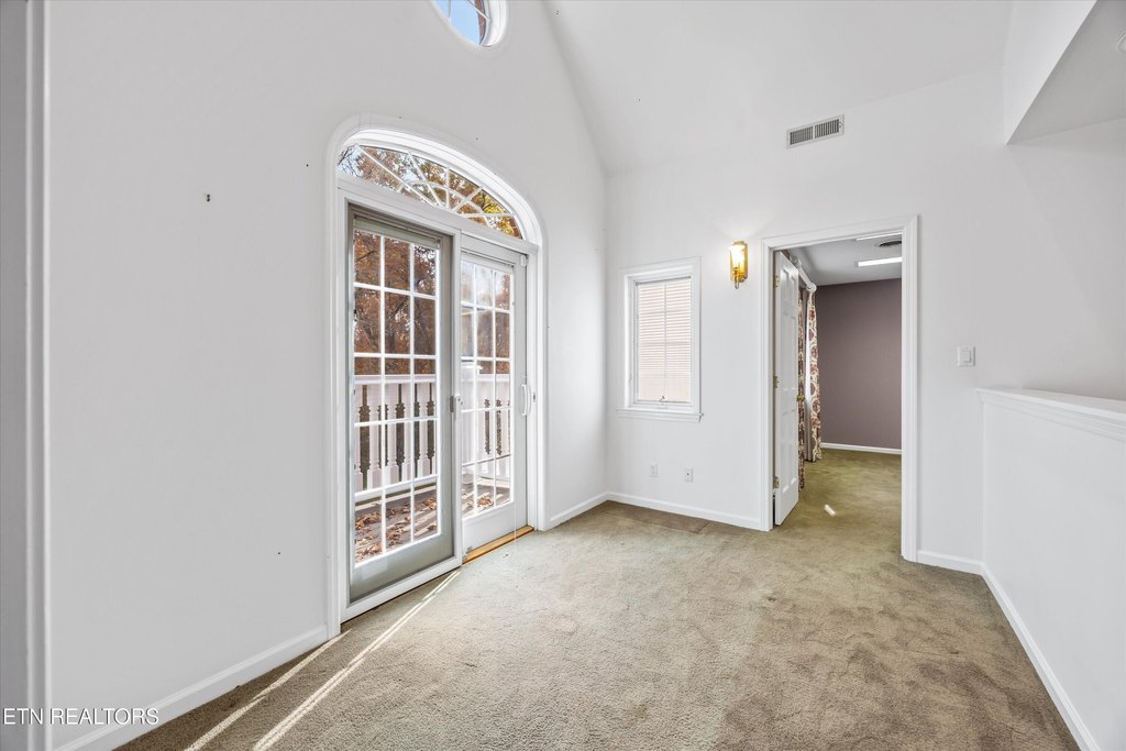 Maryville, Tennessee, 37803, United States, 5 Bedrooms Bedrooms, ,5.5 BathroomsBathrooms,Residential,Forsale,1999469