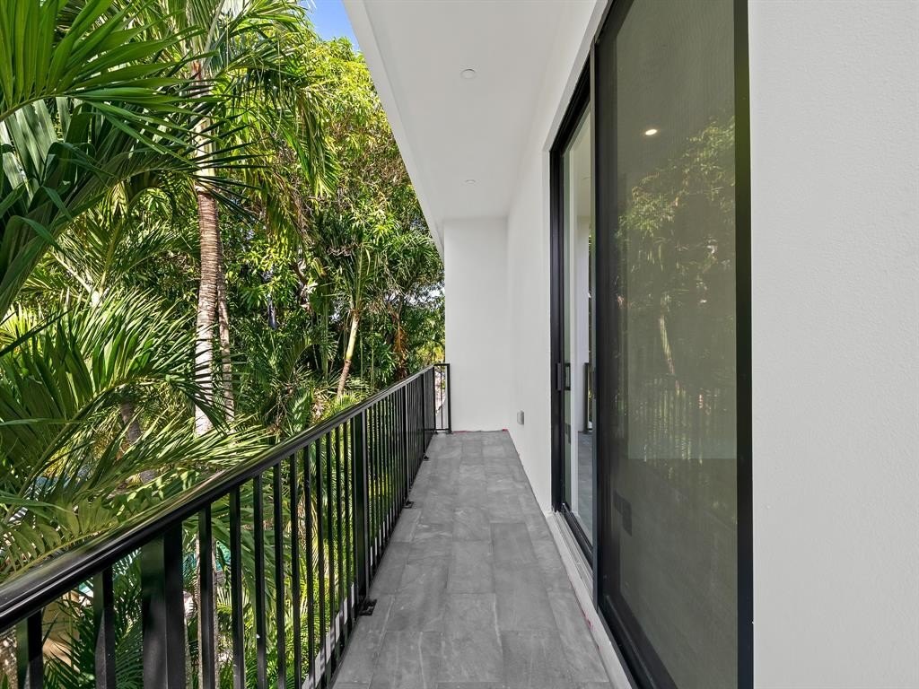 Fort Lauderdale, Florida, 33304, United States, 3 Bedrooms Bedrooms, ,2.5 BathroomsBathrooms,Residential,Forsale,2004485