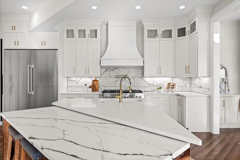 Jasper, Tennessee, 37347, United States, 5 Bedrooms Bedrooms, ,6.5 BathroomsBathrooms,Residential,Forsale,2009602