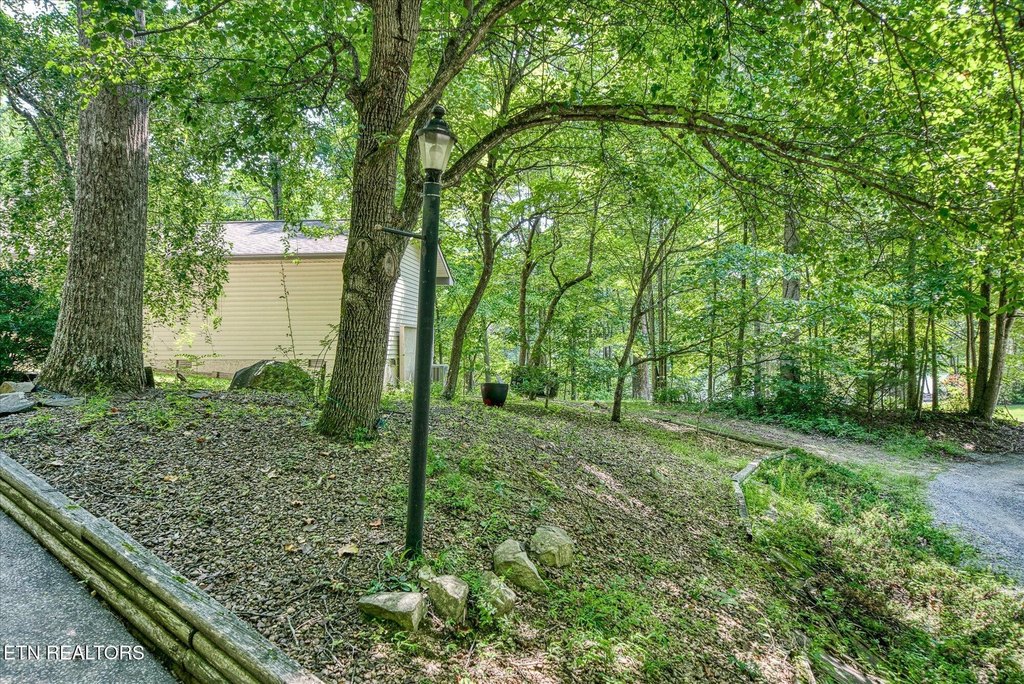 Crossville, Tennessee, 38558, United States, 2 Bedrooms Bedrooms, ,2 BathroomsBathrooms,Residential,Forsale,1907858