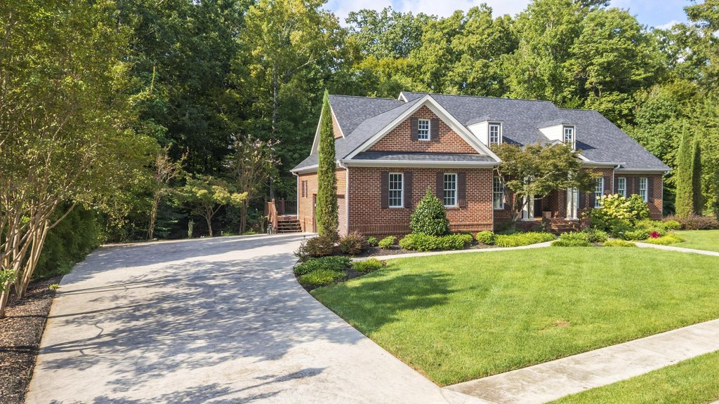 Cleveland, Tennessee, 37312, United States, 6 Bedrooms Bedrooms, ,5.5 BathroomsBathrooms,Residential,Forsale,2004701