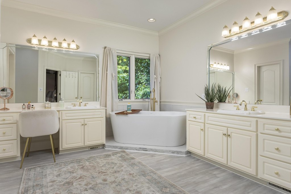 Cleveland, Tennessee, 37312, United States, 6 Bedrooms Bedrooms, ,5.5 BathroomsBathrooms,Residential,Forsale,2004701