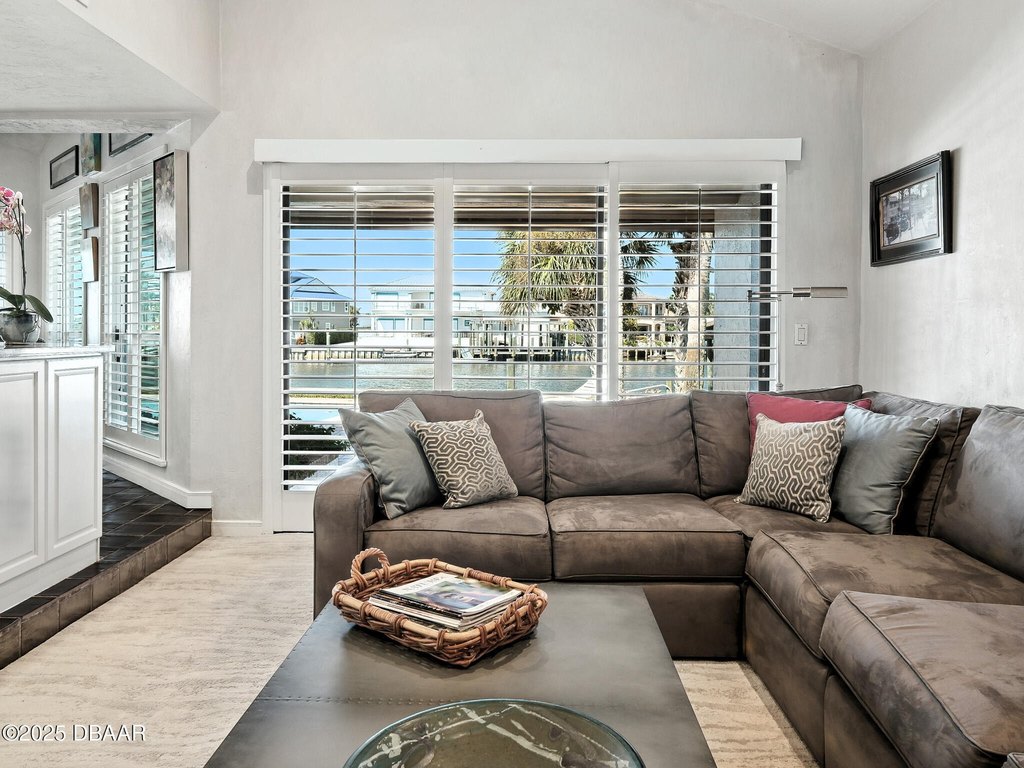 New Smyrna Beach, Florida, 32169, United States, 4 Bedrooms Bedrooms, ,3.5 BathroomsBathrooms,Residential,Forsale,1964580