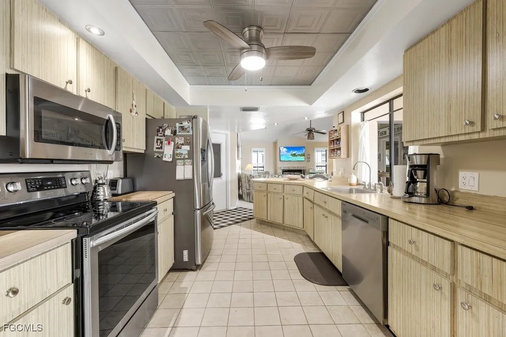 Cape Coral, Florida, 33914, United States, 3 Bedrooms Bedrooms, ,2 BathroomsBathrooms,Residential,Forsale,2004783