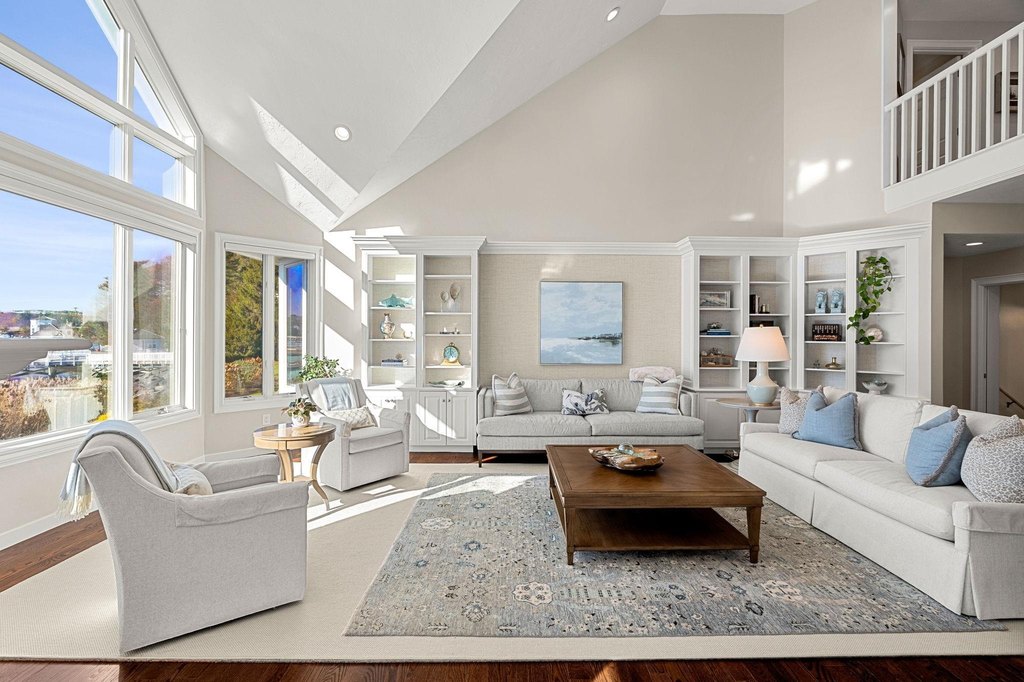 New Castle, New Hampshire, 03854, United States, 3 Bedrooms Bedrooms, ,3.5 BathroomsBathrooms,Residential,Forsale,2004717