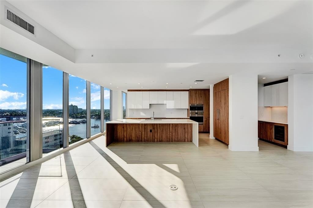 Fort Lauderdale, Florida, 33304, United States, 4 Bedrooms Bedrooms, ,3.5 BathroomsBathrooms,Residential,Forsale,2004503