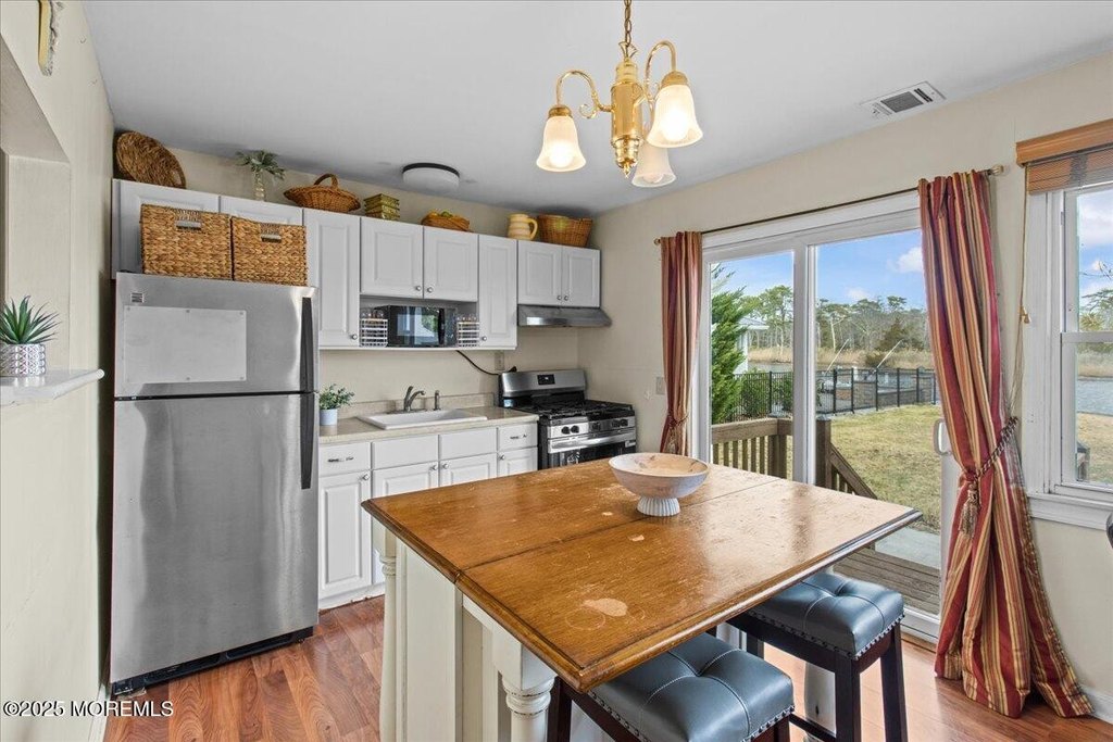 Brick, New Jersey, 08723, United States, 2 Bedrooms Bedrooms, ,1 BathroomBathrooms,Residential,Forsale,2008945