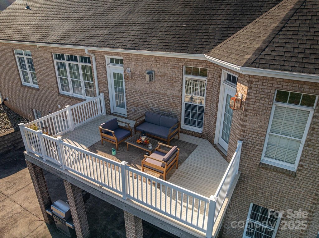 Conover, North Carolina, 28613, United States, 3 Bedrooms Bedrooms, ,4.5 BathroomsBathrooms,Residential,Forsale,2007719