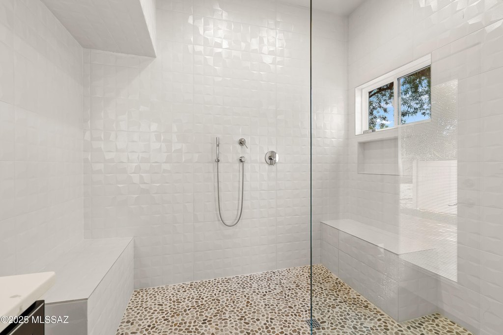 Tucson, Arizona, 85742, United States, 3 Bedrooms Bedrooms, ,3 BathroomsBathrooms,Residential,Forsale,2004437