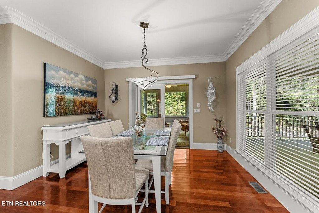 Crossville, Tennessee, 38558, United States, 3 Bedrooms Bedrooms, ,2.5 BathroomsBathrooms,Residential,Forsale,1968509