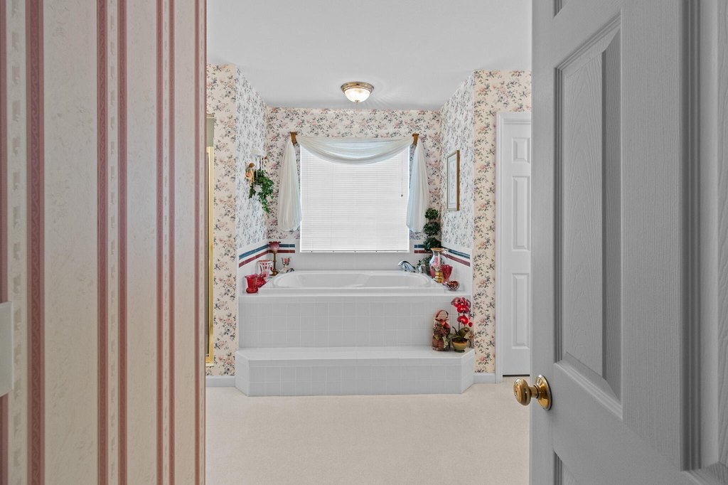 Dayton, Tennessee, 37321, United States, 3 Bedrooms Bedrooms, ,3.5 BathroomsBathrooms,Residential,Forsale,2009591