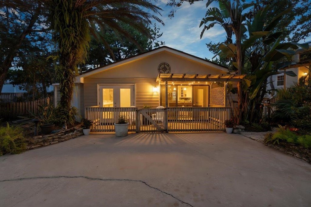 St Augustine, Florida, 32080, United States, 4 Bedrooms Bedrooms, ,3 BathroomsBathrooms,Residential,Forsale,2001148
